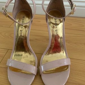 Madden girl size 6 1/2 tan heels